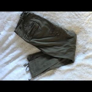 Army style skinny jeans